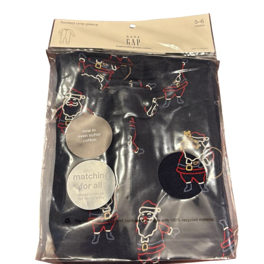 NWT 3-6M Baby Gap Santa footed sleeper
